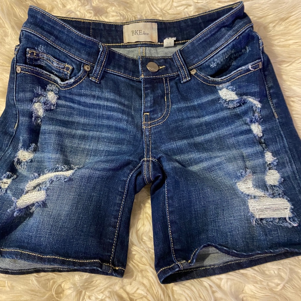 Bke Stella shorts size 24